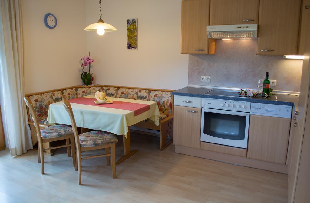 Ferienwohnung Biechl-Hauser Doris Sankt Ulrich am Pillersee Pokoj fotografie